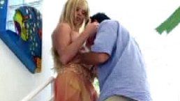 Oral exchange on the staircase with an amazing blonde ladyboy